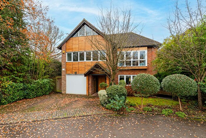 6 Bedroom Detached House For Sale In Cedar Park Gardens, Wimbledon, SW19