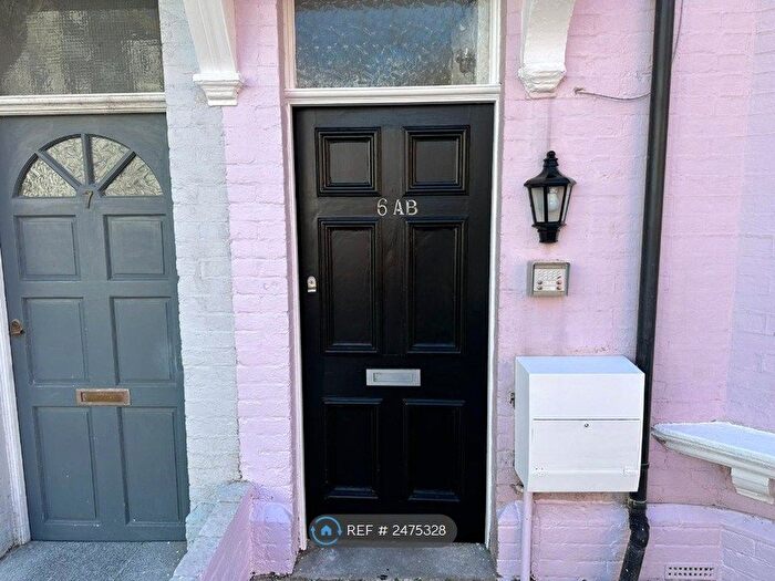 3 Bedroom Maisonette To Rent In Eldon Place, Bournemouth, BH4