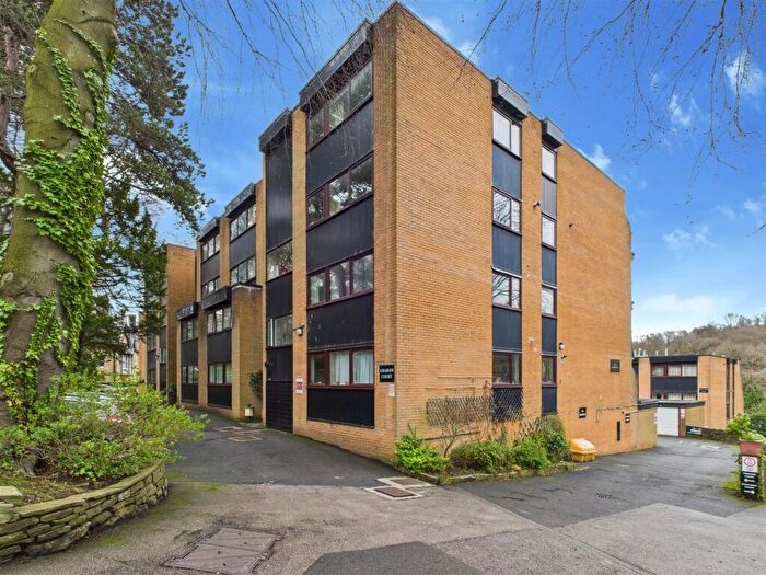 2 Bedroom Apartment For Sale In Graham Road, Sheffield, S10