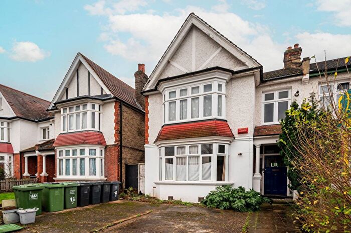 Studio To Rent In Arran Road, Catford, London, SE6