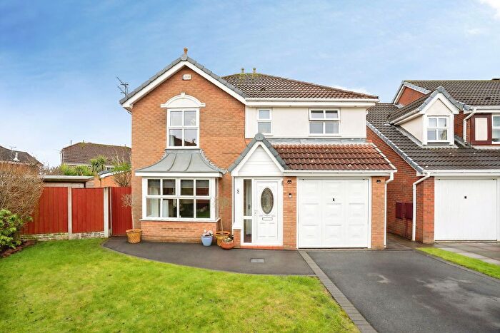 4 Bedroom Detached House For Sale In Burton Close, Widnes, WA8