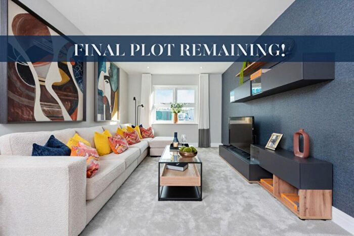 4 Bedroom Semi-Detached House For Sale In Plot Meadow View, Nazeing, EN9