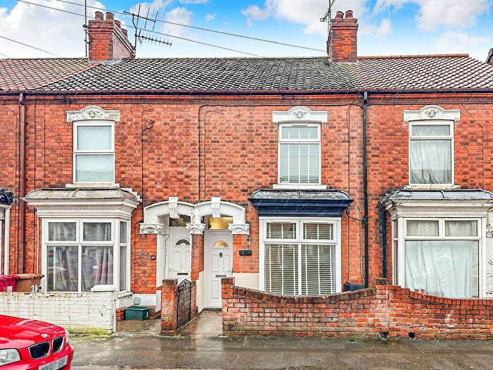 2 Bedroom Terraced House For Sale In Queens Avenue, Barton-Upon-Humber, DN18