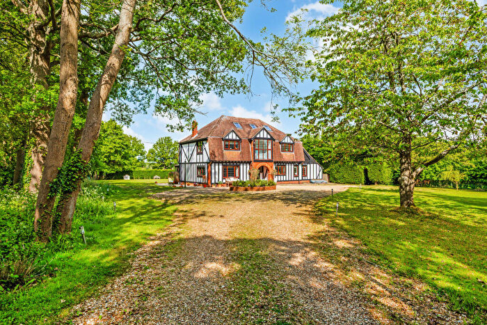 6 Bedroom Detached House For Sale In Chalky Lane, Dogmersfield, RG27