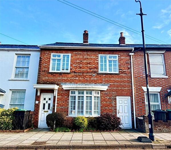 2 Bedroom Terraced House For Sale In Gosport Street, Lymington, Hampshire, SO41