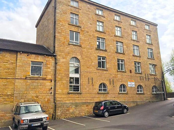 2 Bedroom Apartment To Rent In Rivermill Court, Kirkstall, Leeds, LS5