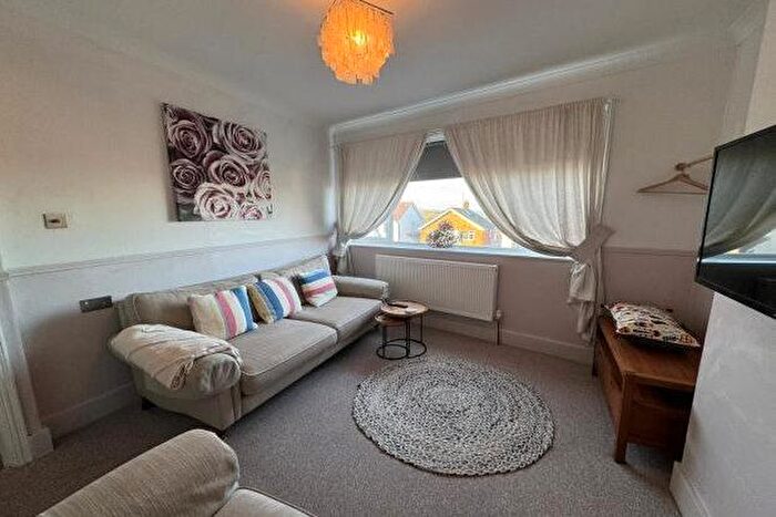 2 Bedroom Maisonette To Rent In Brighton Road, Newhaven, BN9