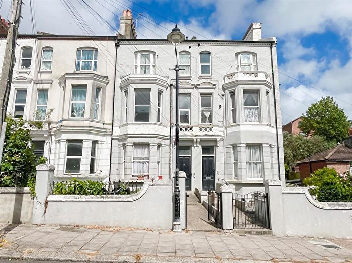 1 Bedroom Flat To Rent In Southwater Road, St Leonards, TN37