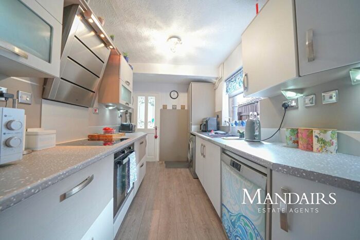 2 Bedroom Terraced House For Sale In New Road, Woodston, Peterborough, PE2