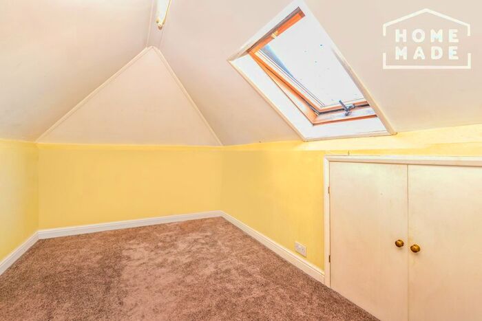 2 Bedroom Maisonette To Rent In Hatton Road, Bedfont, Feltham, TW14