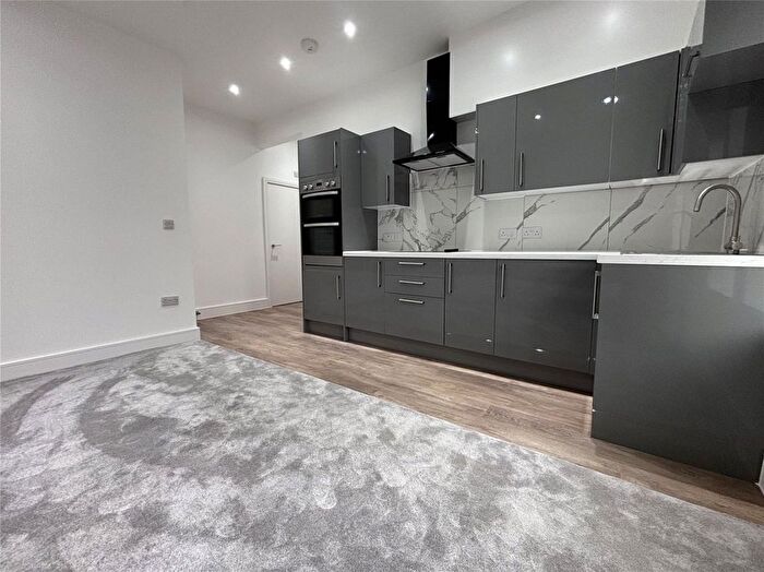 1 Bedroom Flat To Rent In Church Walk, Peterborough, Cambridgeshire, PE1