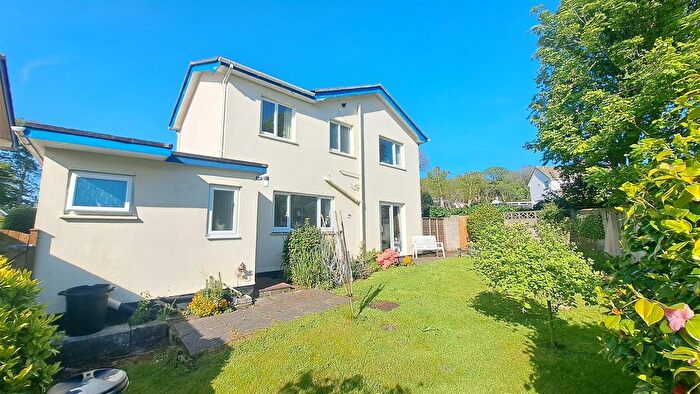 4 Bedroom Detached House For Sale In Barlowena, Camborne, TR14
