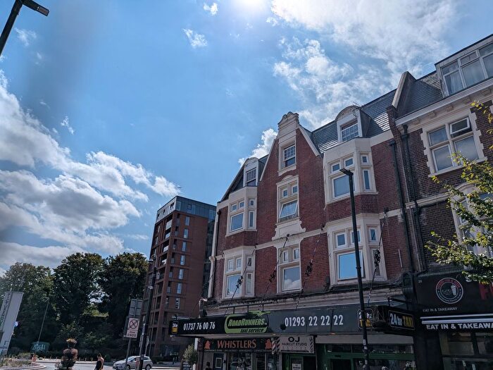 1 Bedroom Flat To Rent In Station Road, Redhill, RH1