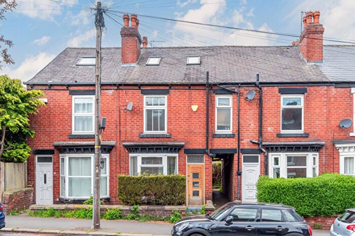 3 Bedroom Terraced House For Sale In Murray Road, Sheffield, S11