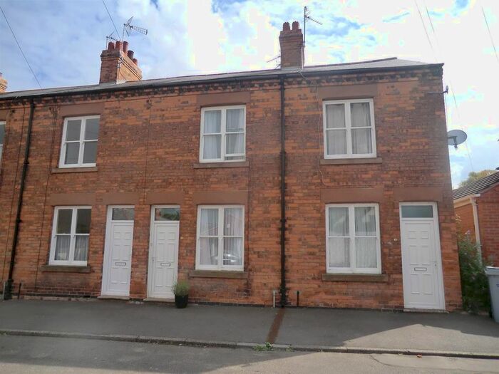 3 Bedroom End Of Terrace House To Rent In Dover Street, Southwell, NG25