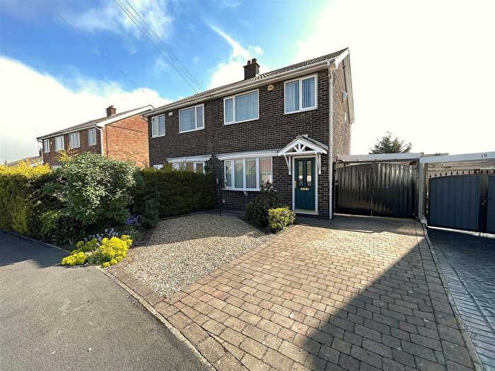 3 Bedroom Semi Detached House For Sale In Croft Way, Camblesforth, Selby, YO8