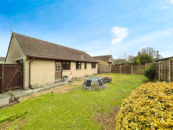 3 Bedroom Bungalow To Rent In Light Close, Corsham, SN13
