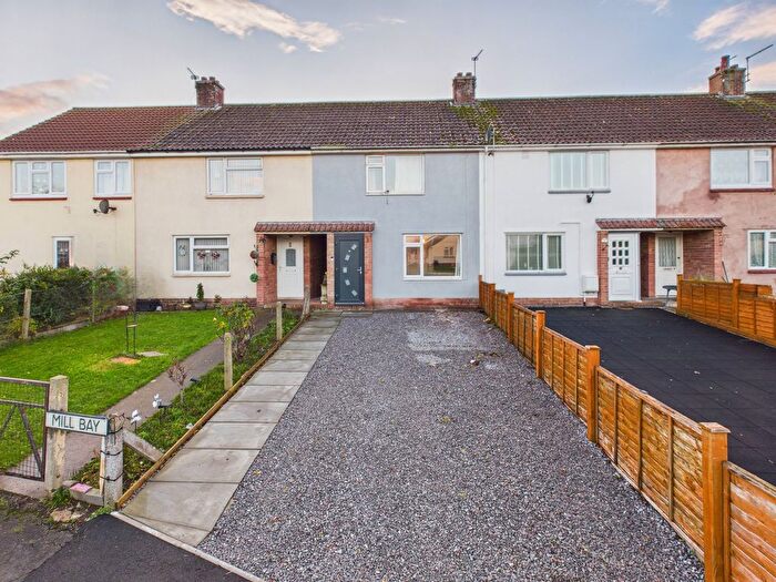 2 Bedroom Terraced House For Sale In Millbay, Bridgwater, TA6