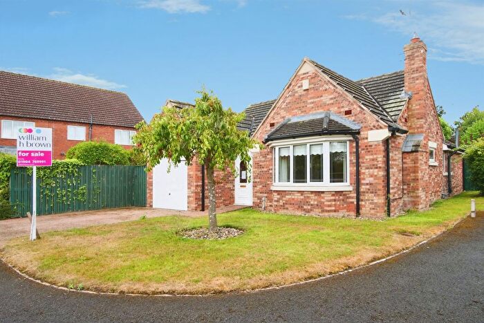 3 Bedroom Detached Bungalow For Sale In Jaywick Close, Strensall, York, YO32