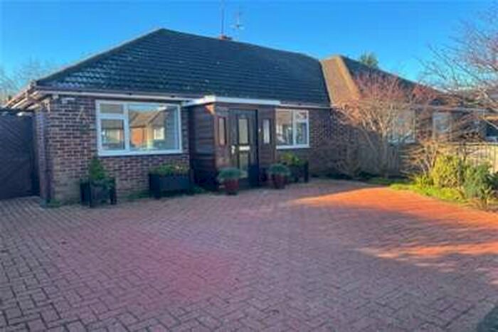 2 Bedroom Bungalow To Rent In Woking, GU22