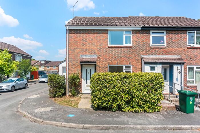 2 Bedroom Terraced House To Rent In Drovers Close, Portslade, BN41