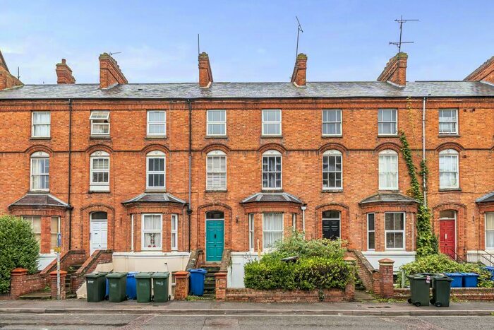 1 Bedroom Apartment To Rent In Banbury, Oxfordshire, OX16