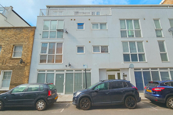 Studio For Sale In Palmers Road, London, E2