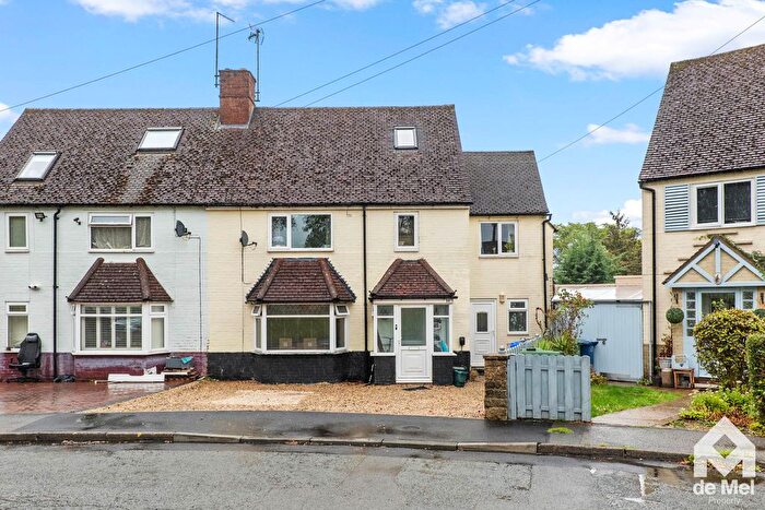 5 Bedroom Semi-Detached House For Sale In Barnmeadow Road, Winchcombe, GL54