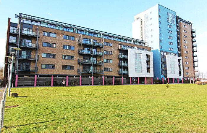 Studio To Rent In Lady Isle House, Prospect Place, Cardiff Bay, CF11