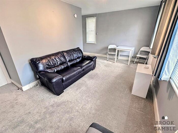 1 Bedroom Flat For Sale In Haystoun House, Church Street, Willingdon, Eastbourne, BN22