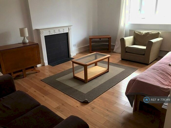 1 Bedroom Flat To Rent In Severus Road, London, SW11