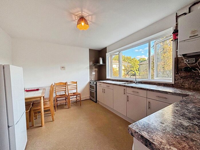 4 Bedroom Property To Rent In Nelson Terrace, London Road, Reading, RG1