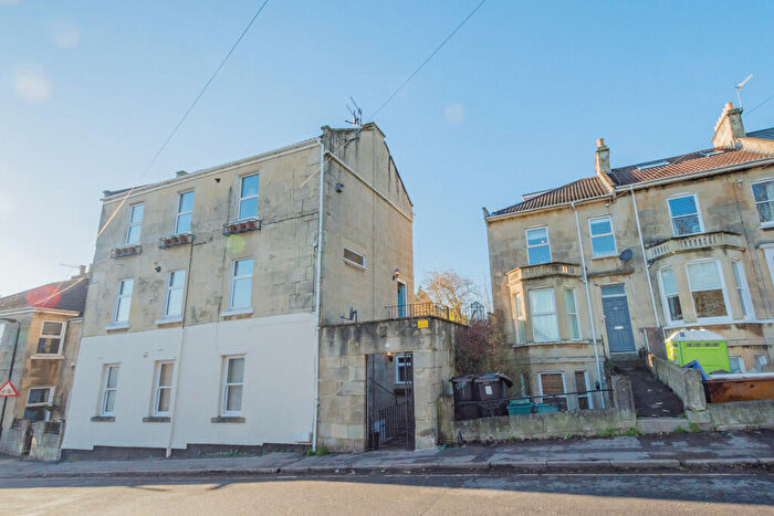 2 Bedroom Flat To Rent In Station Road, Lower Weston, Bath, BA1