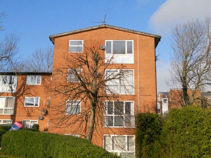2 Bedroom Flat To Rent In Lee Close, Coed Edeyrn, Cardiff, CF23