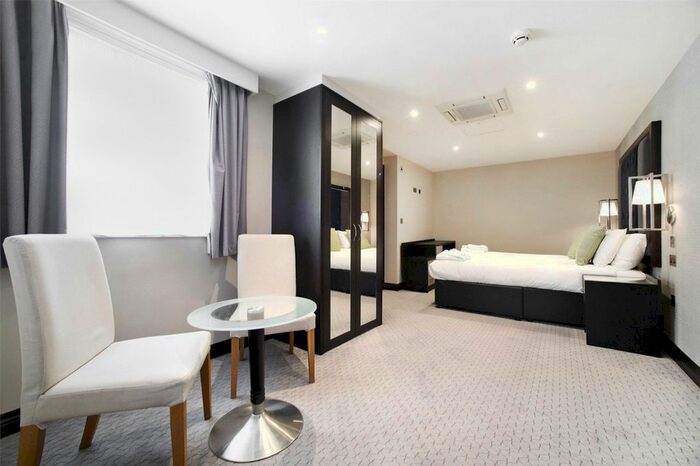 Studio To Rent In Gloucester Terrace, London, W2