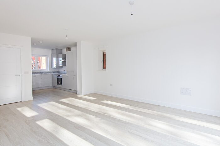 4 Bedroom Semi-Detached House To Rent In Leaf Living At Fontwell Meadows, West Sussex, Xz, BN18