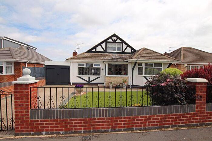 4 Bedroom Detached Bungalow For Sale In Queen Elizabeth Road, Humberston, DN36