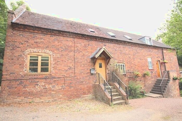 2 Bedroom Cottage To Rent In The Mews, Rushwick, Worcester, WR2