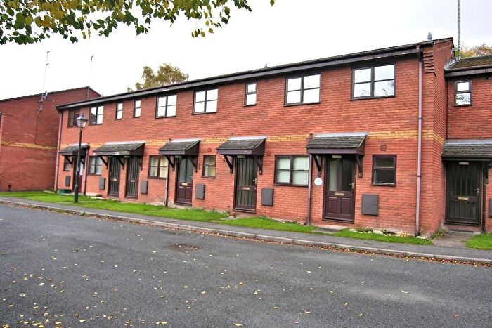 1 Bedroom Flat To Rent In Shallowford Mews, Izaak Walton Street, Stafford, Staffordshire, ST16