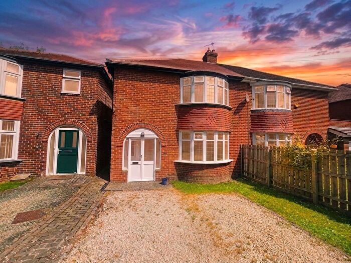 3 Bedroom Semi-Detached House To Rent In Whitesmocks Avenue, Durham, DH1