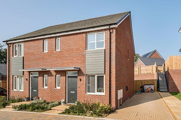 3 Bedroom Semi-Detached House For Sale In Ffordd Picton Tuberville, Sketty, Swansea, SA2