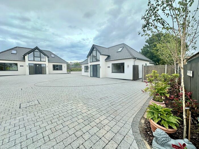 3 Bedroom Chalet To Rent In Foads Lane, Cliffsend, Ramsgate, CT12