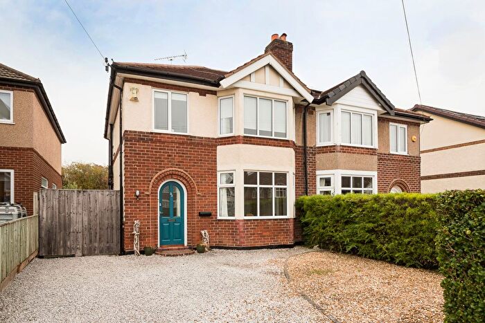 3 Bedroom Semi-Detached House For Sale In Park Drive, Chester, CH2