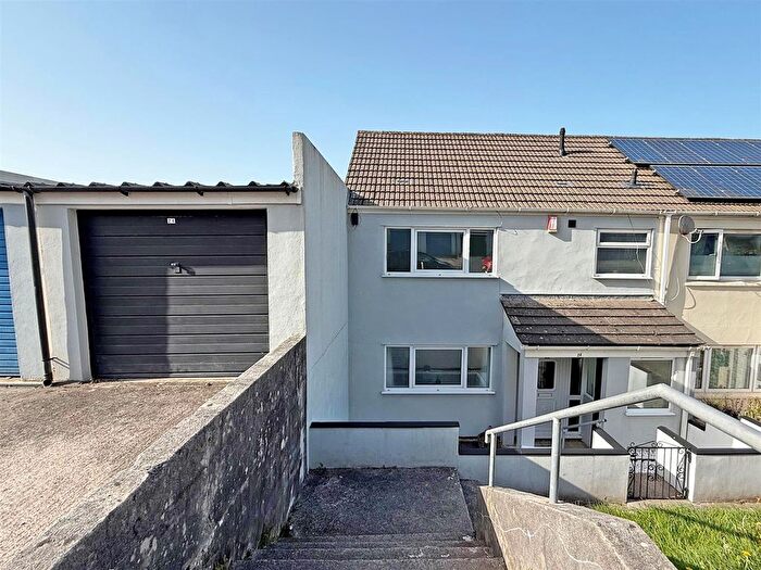 3 Bedroom End Terrace House For Sale In Humber Close, Deer Park, Plymouth, PL3