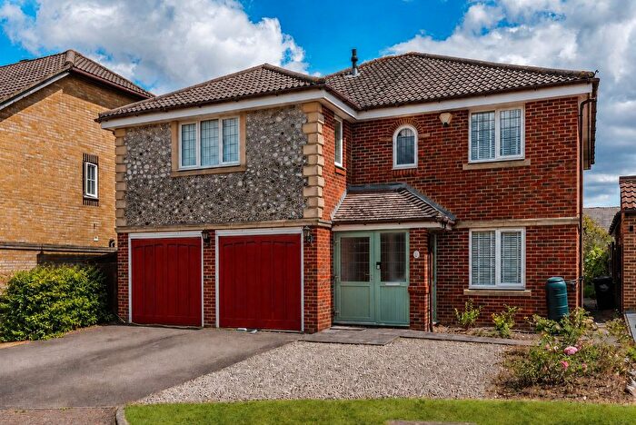 5 Bedroom Detached House For Sale In Dumville Drive, Godstone, Surrey, RH9