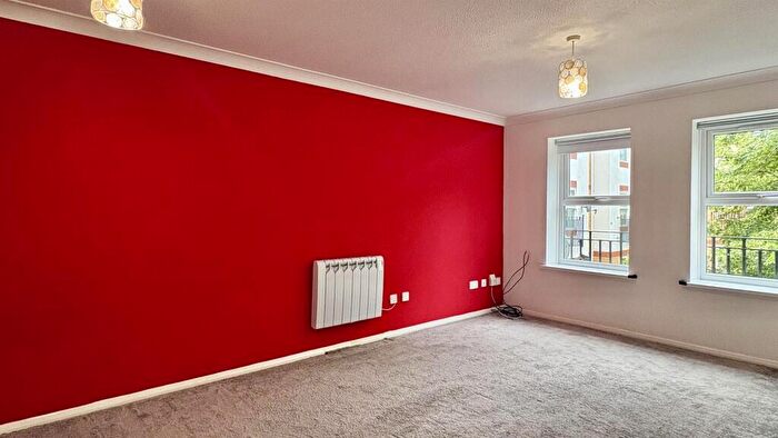 2 Bedroom Flat For Sale In Aaron Hill Road, London, E6