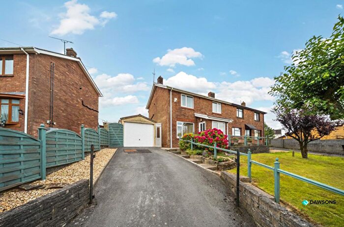 3 Bedroom Semi-Detached House For Sale In Bryncoch, Llanelli, SA14