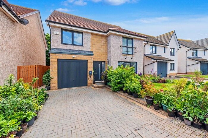 4 Bedroom Detached House For Sale In Dempster Place, Dunbar, EH42