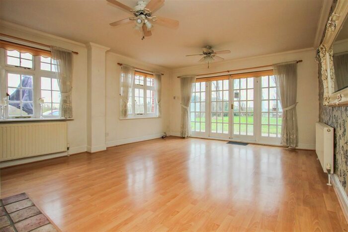 4 Bedroom Detached House For Sale In Great Warley Street, Great Warley, Brentwood, CM13