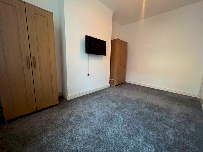 1 Bedroom Flat To Rent In Lord Street, South Shields, NE33